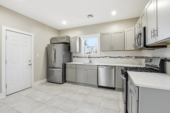 Foto del edificio - 53 Oak Ave