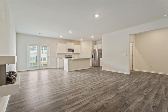 Building Photo - 211 Stoneybrook Dr