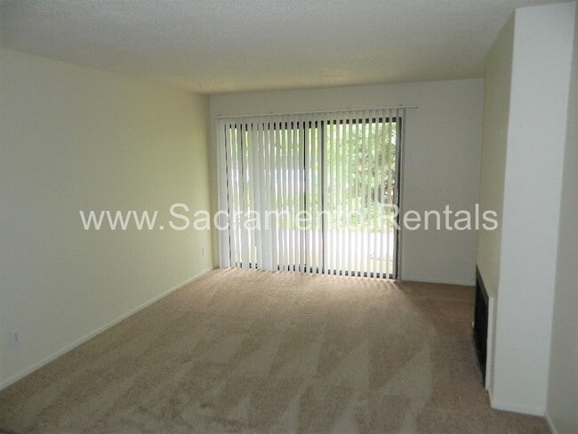 Building Photo - Charming Timberlake 1bd/1ba Condo - Near S...