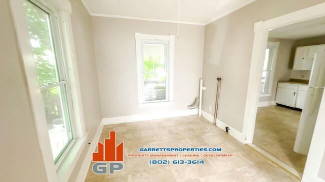 Foto del edificio - 4 Shurtleff Pl