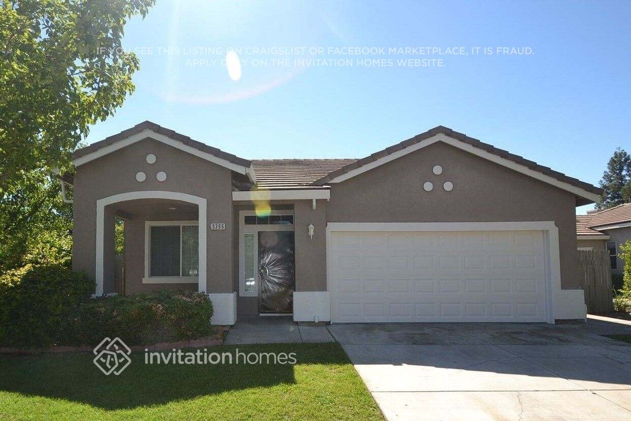 Foto principal - 9396 Lakepoint Dr