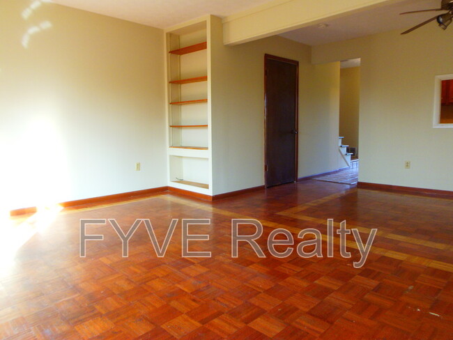 Foto del edificio - 2011 Baldwin Rd