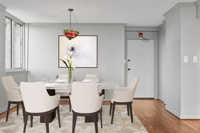 Foto del edificio - Luxurious Downtown Chattanooga High-Rise C...