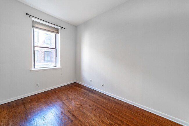 Foto del edificio - 186 Wayne St