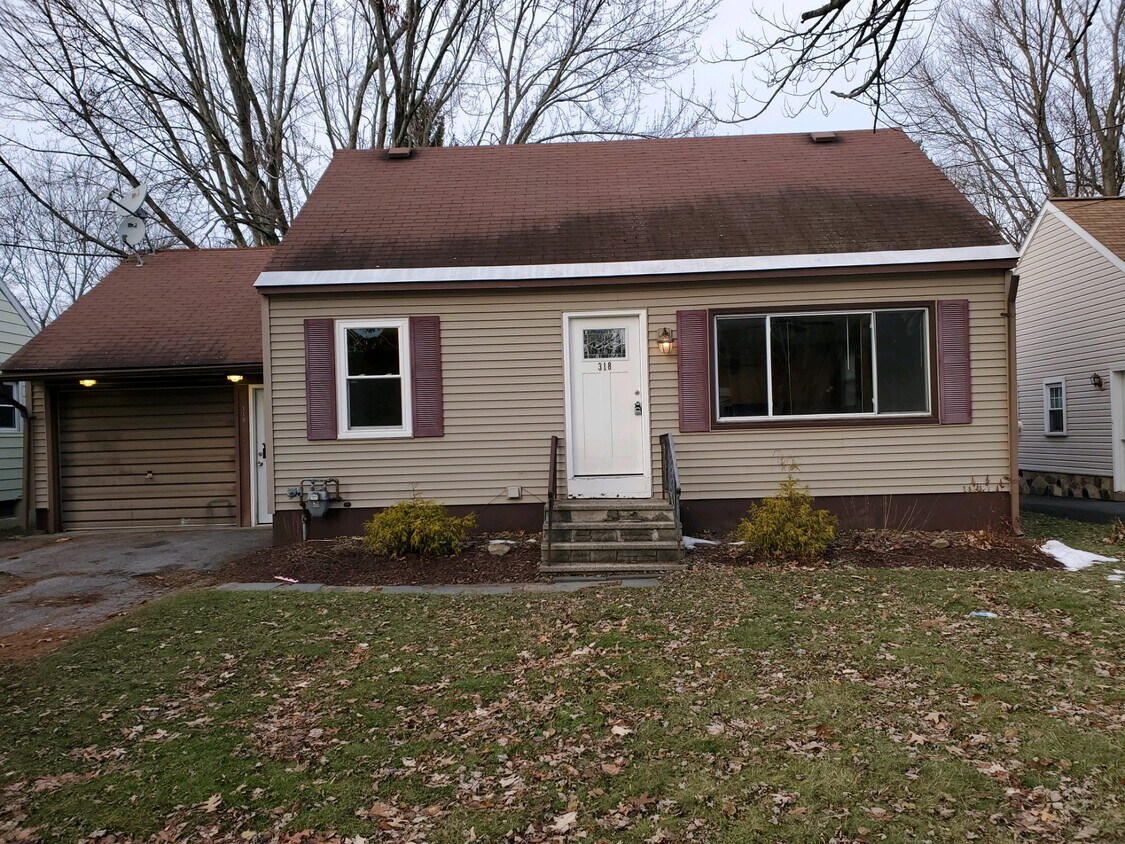 Primary Photo - 318 Willard St