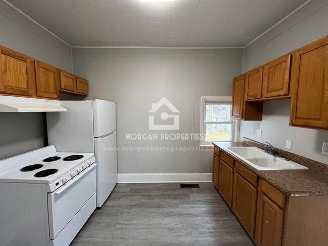 Building Photo - 1104 Thornburg St