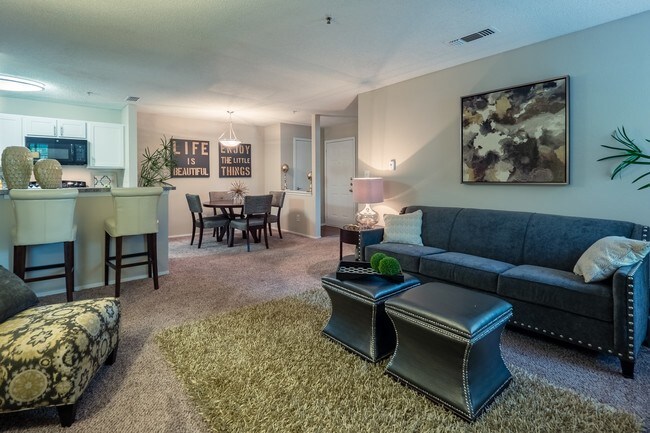 The 1800 at Barrett Lakes Apartments Kennesaw, GA