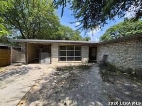 Building Photo - 807 Weizmann St