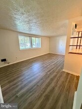 Building Photo - 8030 Abbey Ct