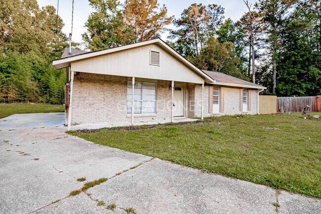 Building Photo - 6600 Cove Cir