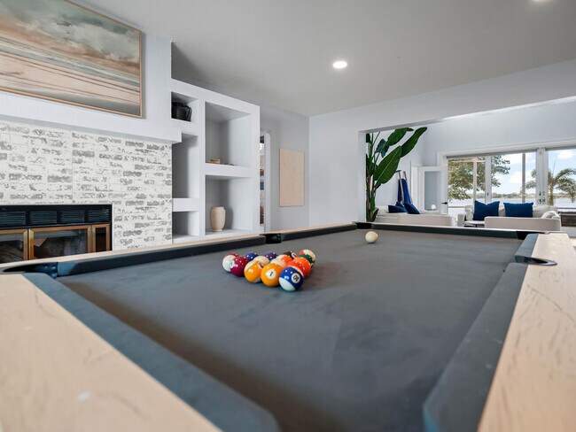 Foto del edificio - 3061 SW Lakeview Dr