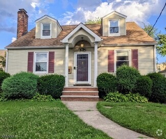 Building Photo - 169 S Springfield Ave