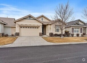 Building Photo - 6060 Cielo Cir