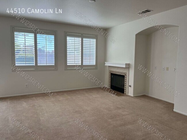 Building Photo - 44510 Camolin Ln