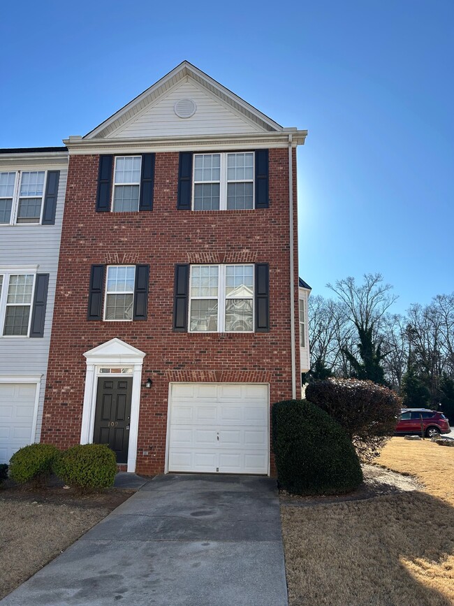 Photo - 109 Cambria Ct Townhome