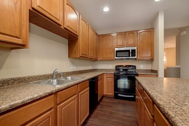 Foto del edificio - 3 Bedroom Townhome in Zionsville Schools