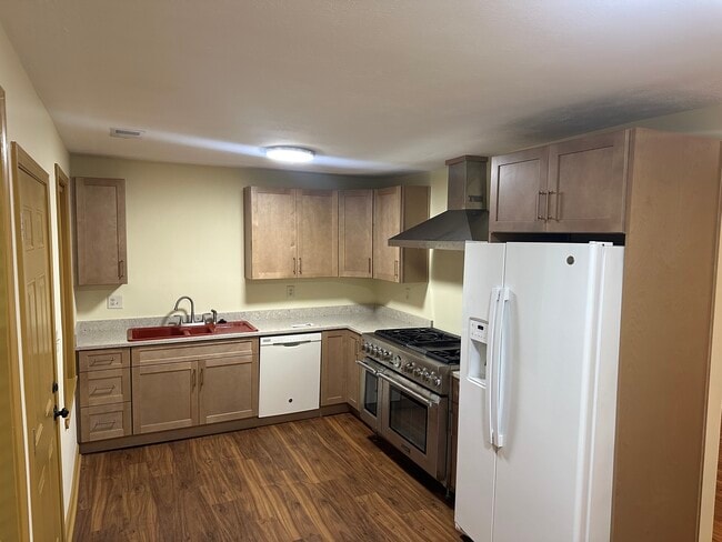 Foto del edificio - 5066 Rockbridge Rd SW