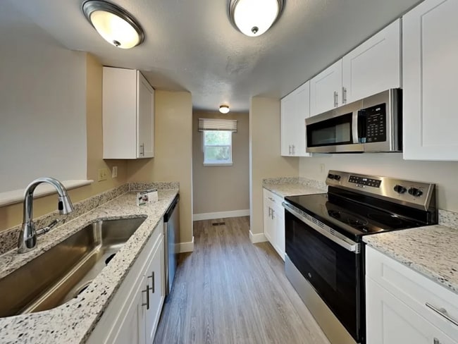 Foto del edificio - 17776 E Bethany Dr