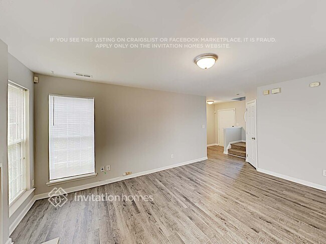 Building Photo - 101 Sweetbriar Ct