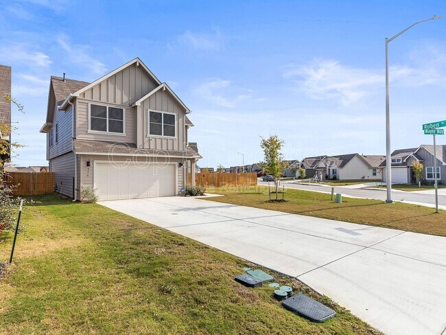 Foto del edificio - 374 Wayne Wy