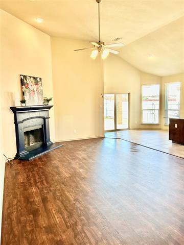 Building Photo - 3233 Buckthorn Ln