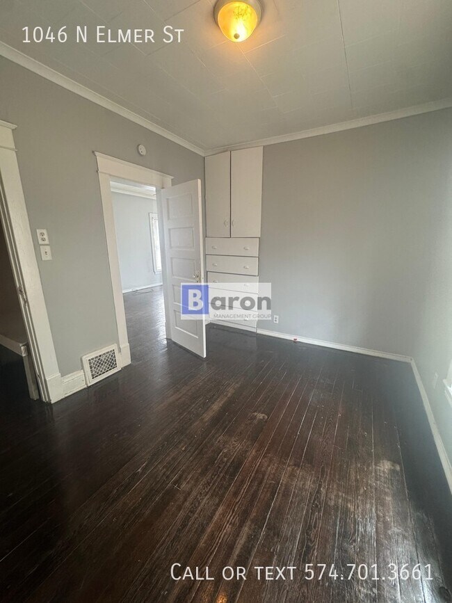 Foto del edificio - 1046 N Elmer St