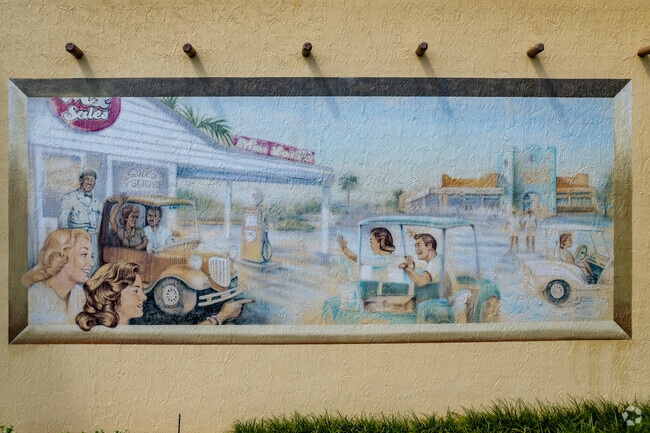 Artwork in Lady Lake reflects the town's origins in the 1920s.