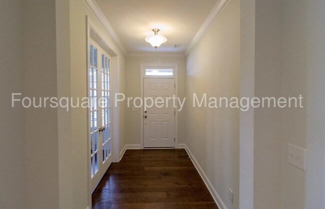 Building Photo - 307 Stonehouse Drive