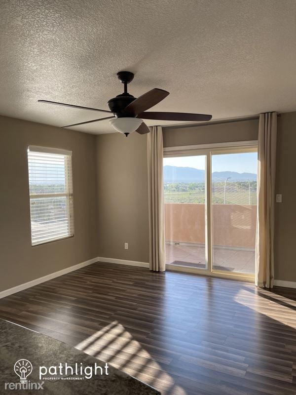 Foto del edificio - 3 br, 3 bath House - 8232 Bluffs Edge Plac...