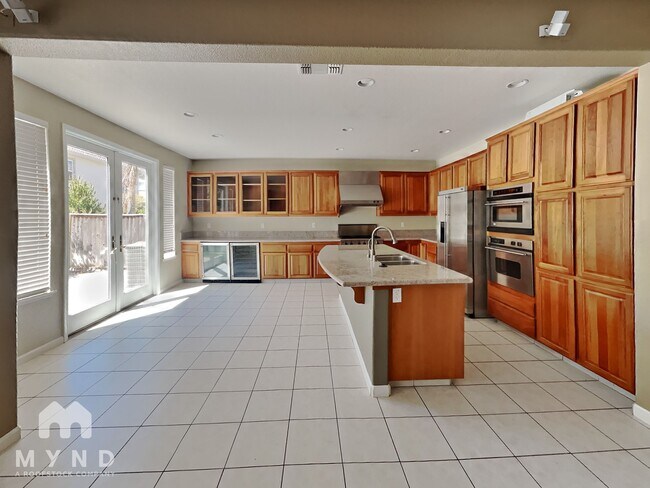 Foto del edificio - 615 Maddalena Way