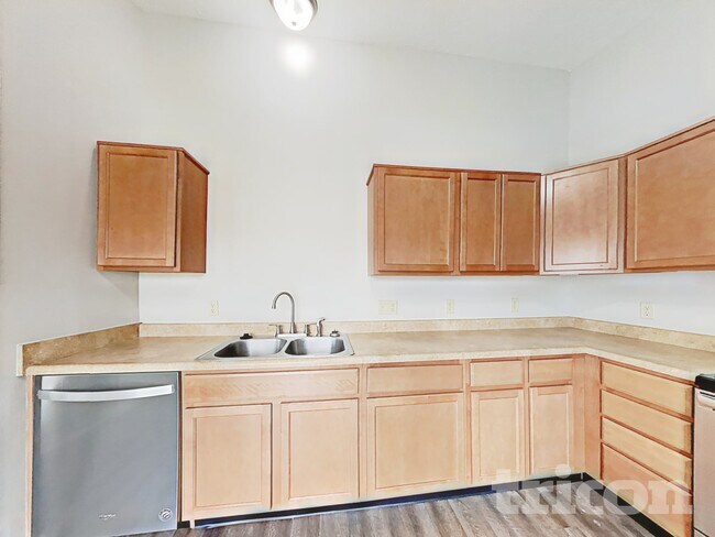 Foto del edificio - 121 Hilltop Farms Blvd