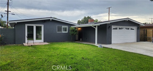Primary Photo - 1239 Oak St