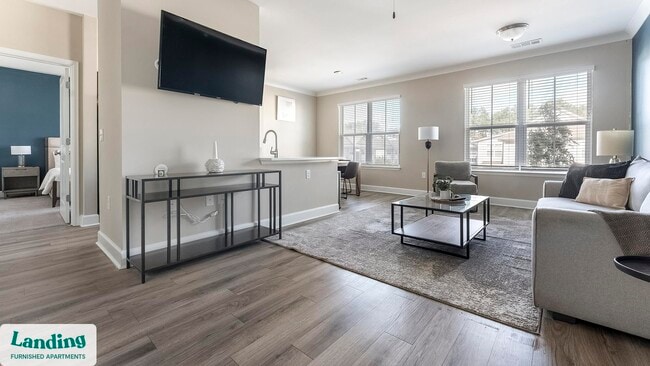 Building Photo - 195 N Creek Dr