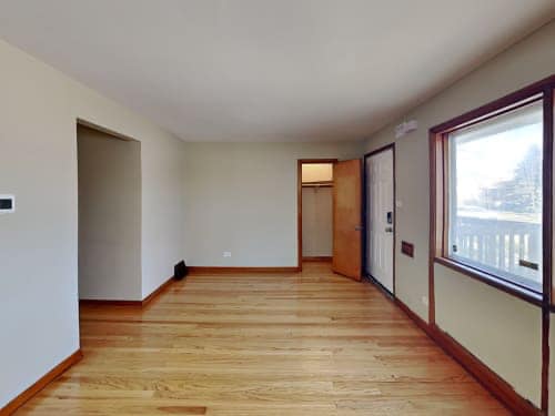 Building Photo - 8834 S Troy Ave