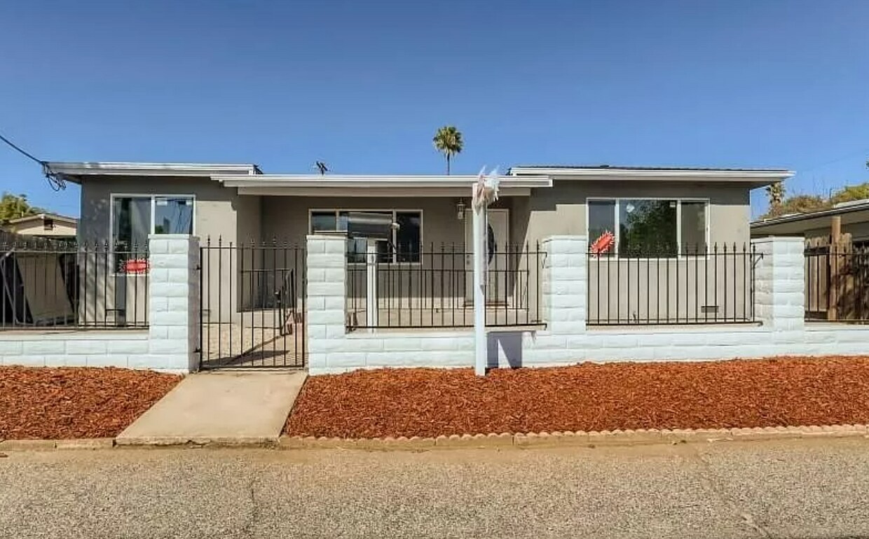 812 W 9th Ave, Escondido, CA 92025 House Rental in Escondido, CA