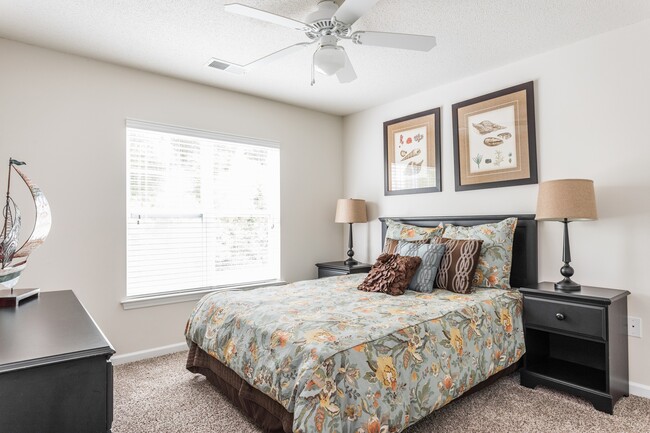 Master Bathroom with En Suite Bathroom - Tides at Calabash Apartments