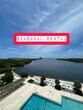 Foto principal - 300 Bayview Dr