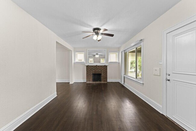 Foto del edificio - 7241 St Andrews Pl