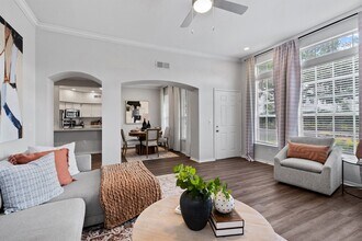 Building Photo - Henley Tampa Palms