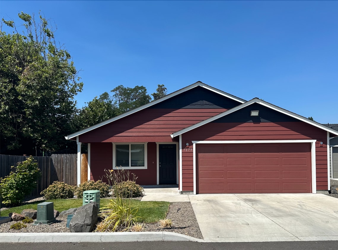 Street View - 1673 Grand Ave