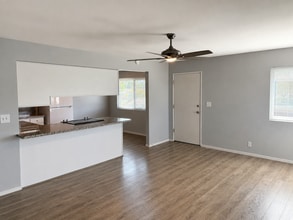 Building Photo - 5900 Stockdale Hwy
