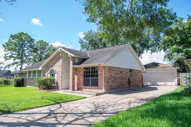 Foto del edificio - 10418 Sagemeadow Ln