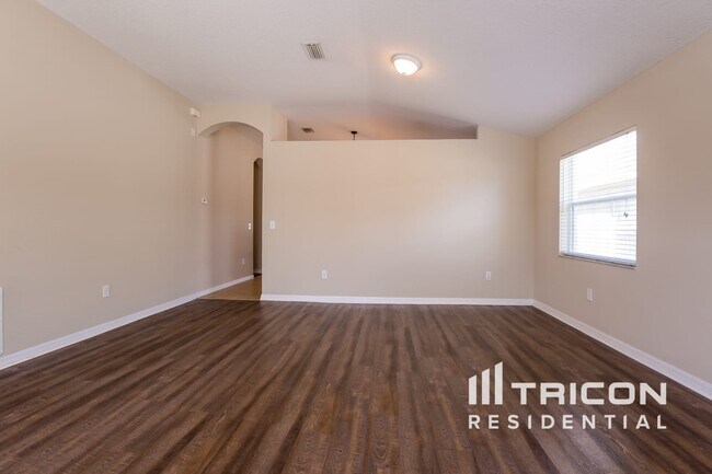 Foto del edificio - 2233 Roanoke Springs Dr