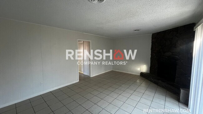 Foto del edificio - 3398 Dungreen St