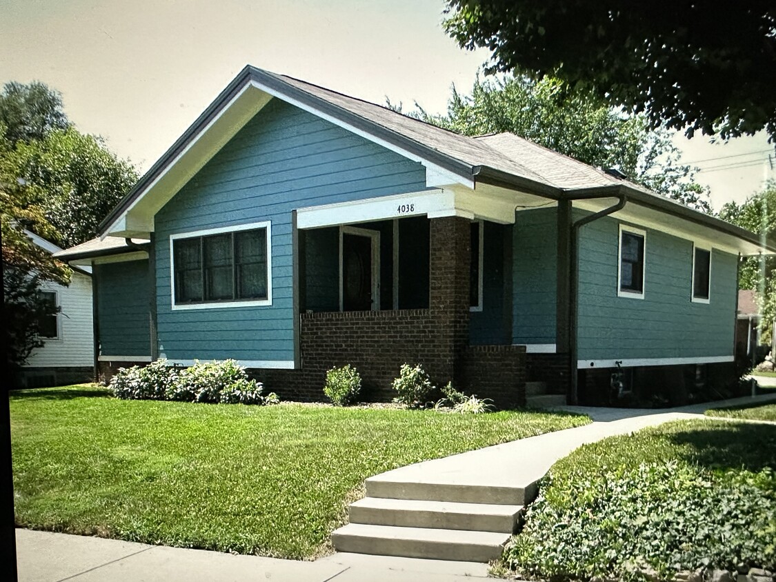 Primary Photo - 4038 Otterbein Ave