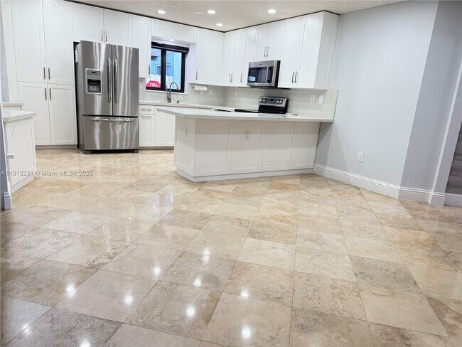 Foto del edificio - 2146 SW 103rd Pl