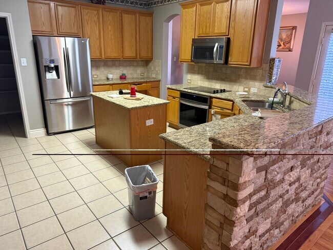 Foto del edificio - 3108 Waterton Cir