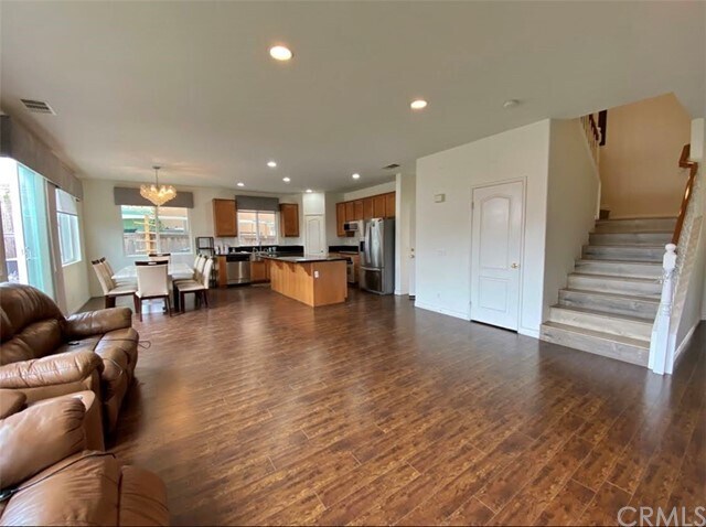Building Photo - 9280 Meridian Ln