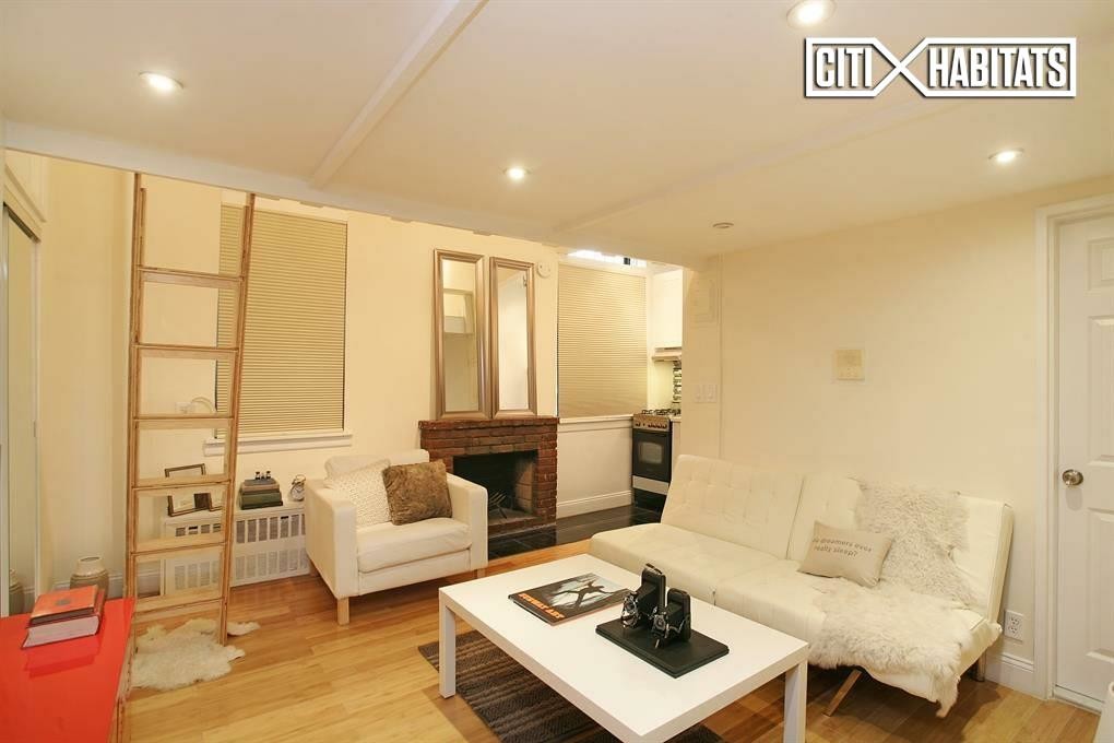 Foto principal - 327 W 85th St
