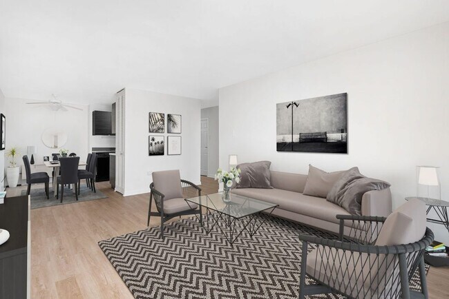 Área de estar de 1 habitación y 1 baño - 441 W. Oakdale